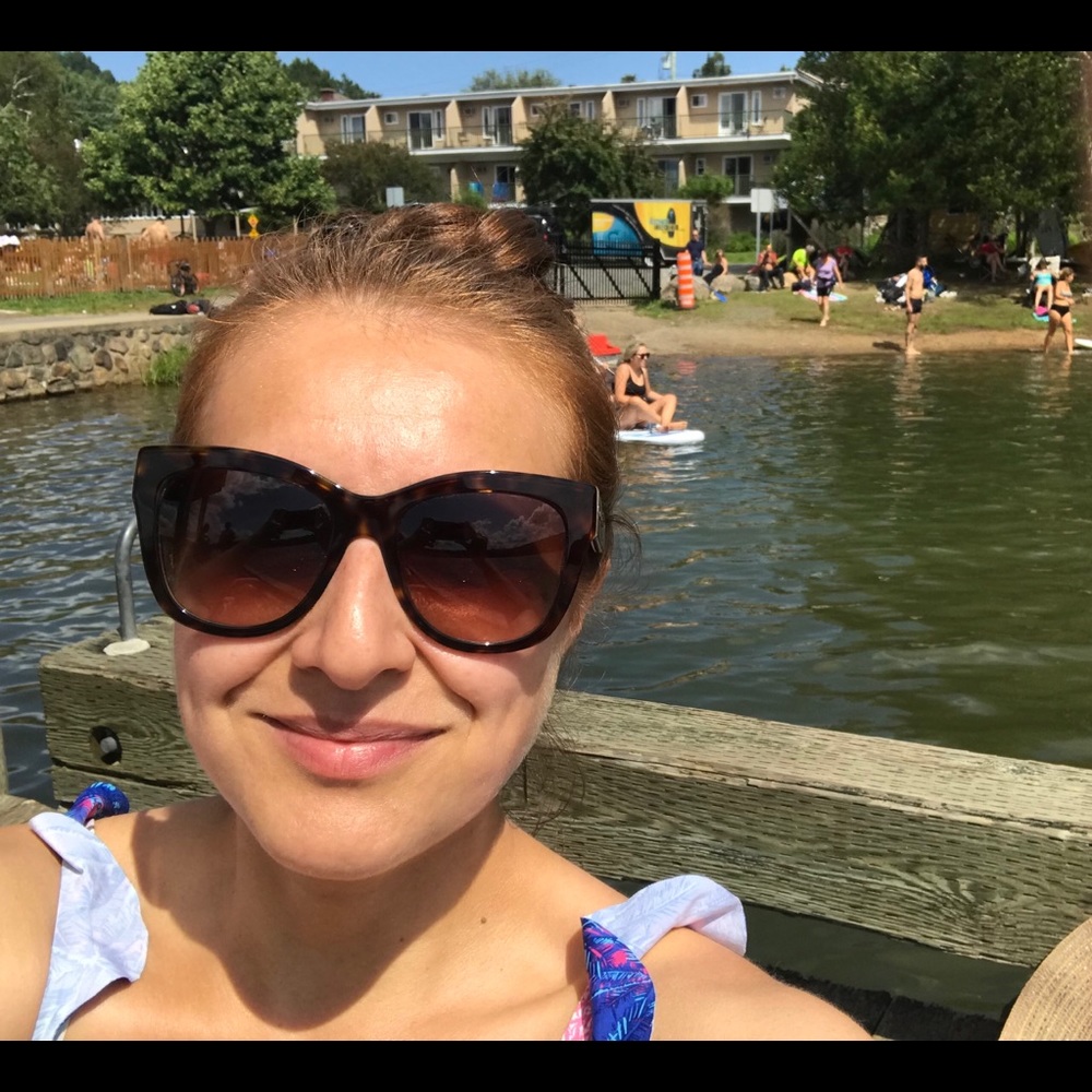 Meet your Posher, Paula